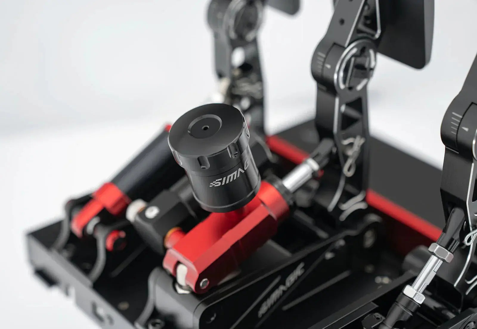 Simagic P1000-RS Hydraulic Pedals - SimWelten.de